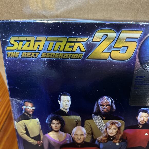 Star Trek The Next Generation 25 Limited Edition PEZ Dispensers Unopened NIB - Picture 11 of 14